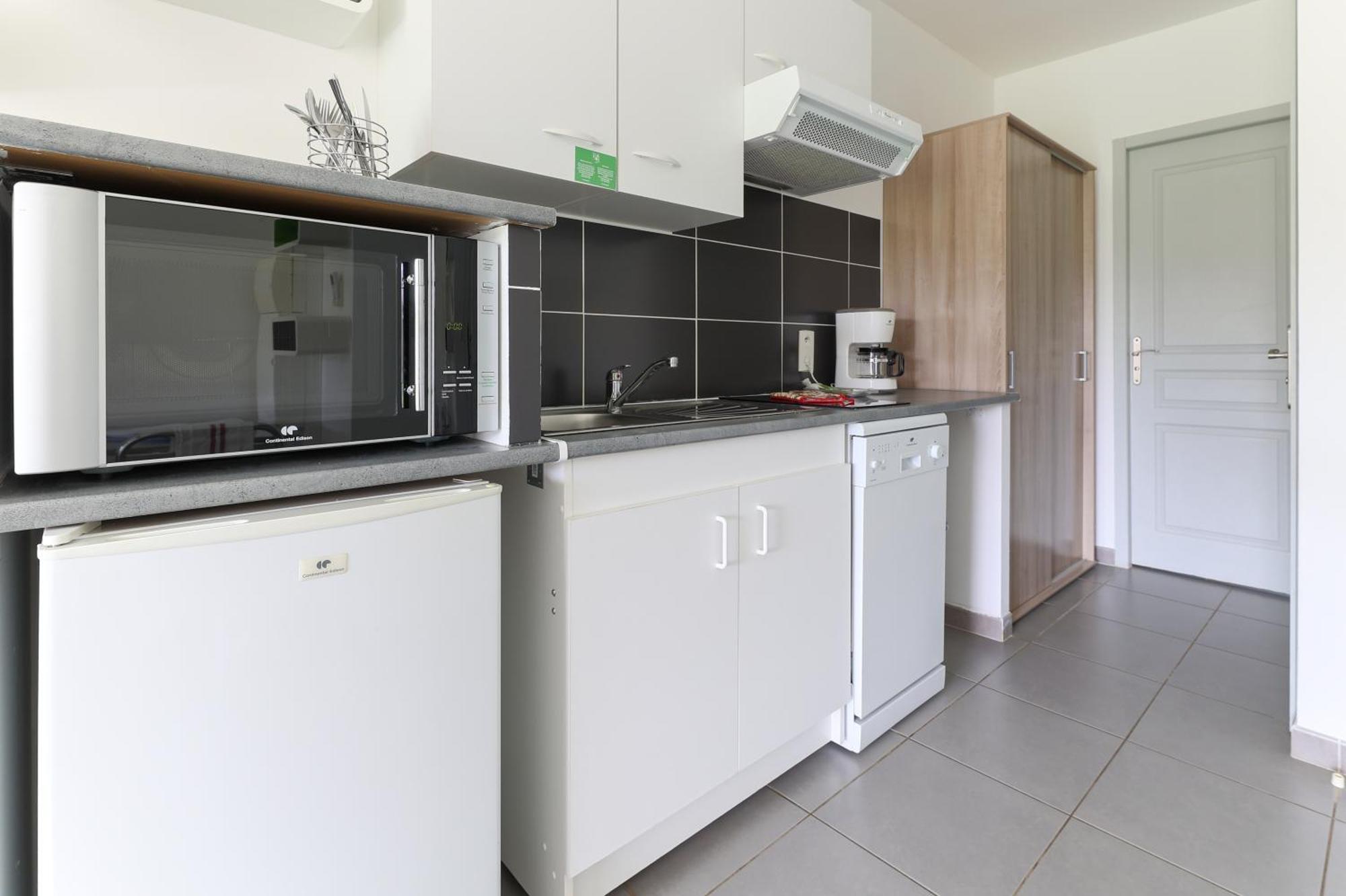 Park & Suites Village Gorges De L'Herault-Cevennes Brissac Luaran gambar