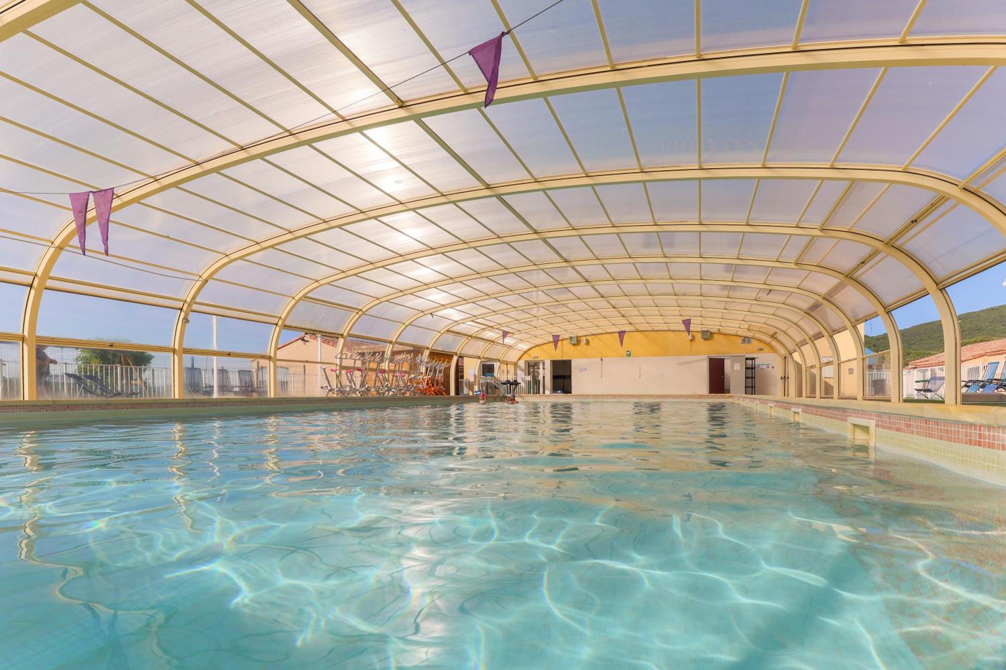 Park & Suites Village Gorges De L'Herault-Cevennes Brissac Luaran gambar