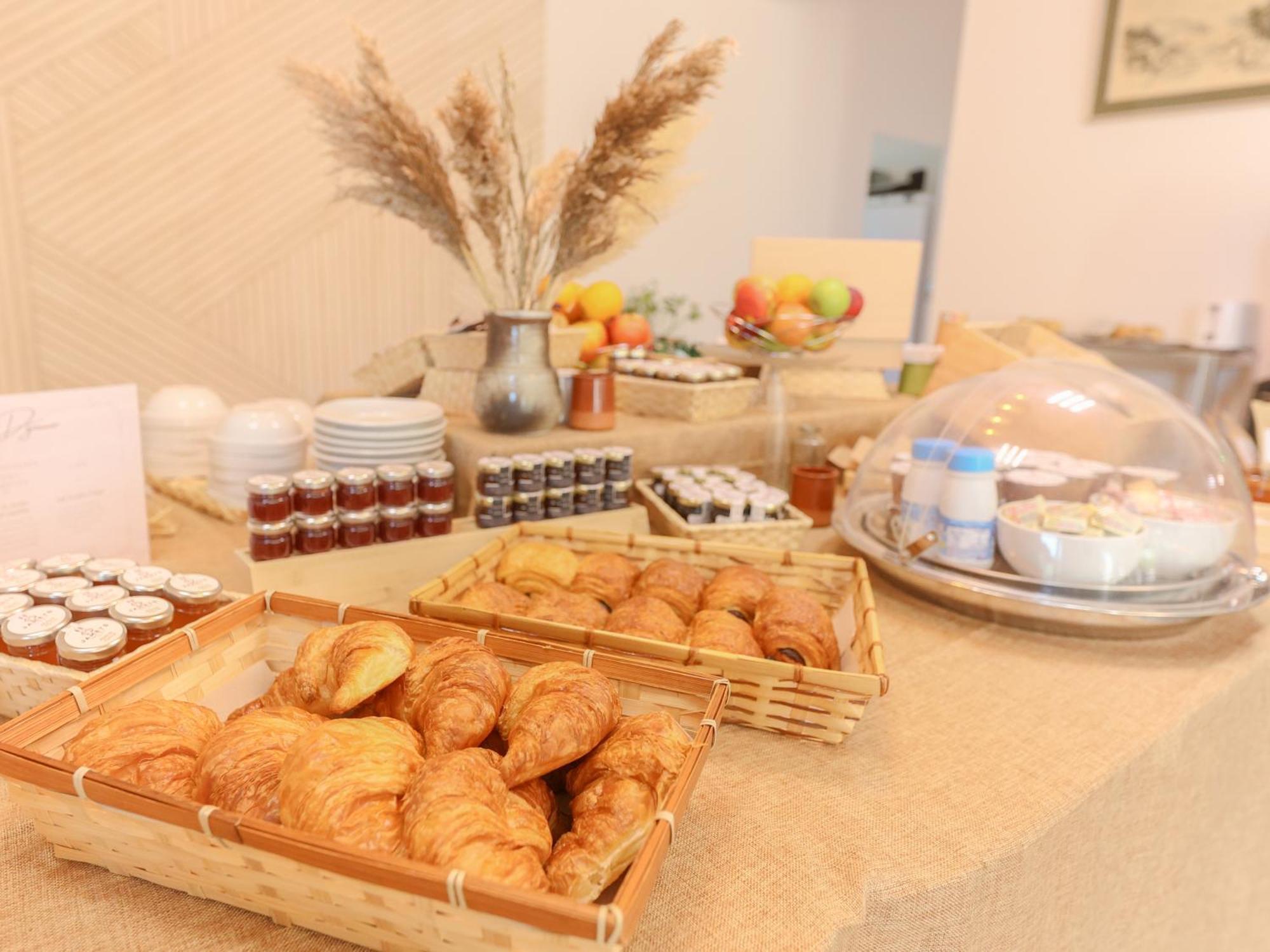 Park & Suites Village Gorges De L'Herault-Cevennes Brissac Luaran gambar