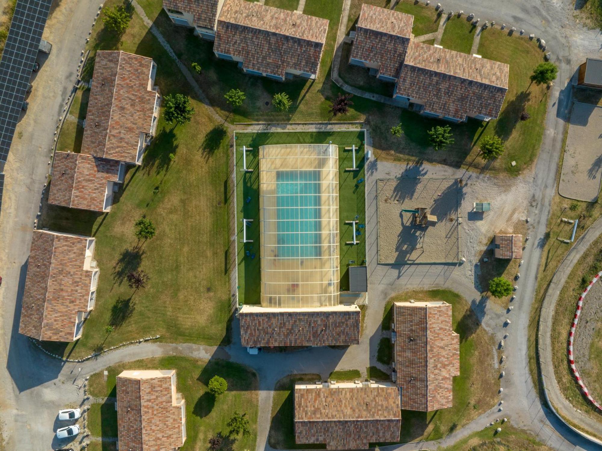 Park & Suites Village Gorges De L'Herault-Cevennes Brissac Luaran gambar